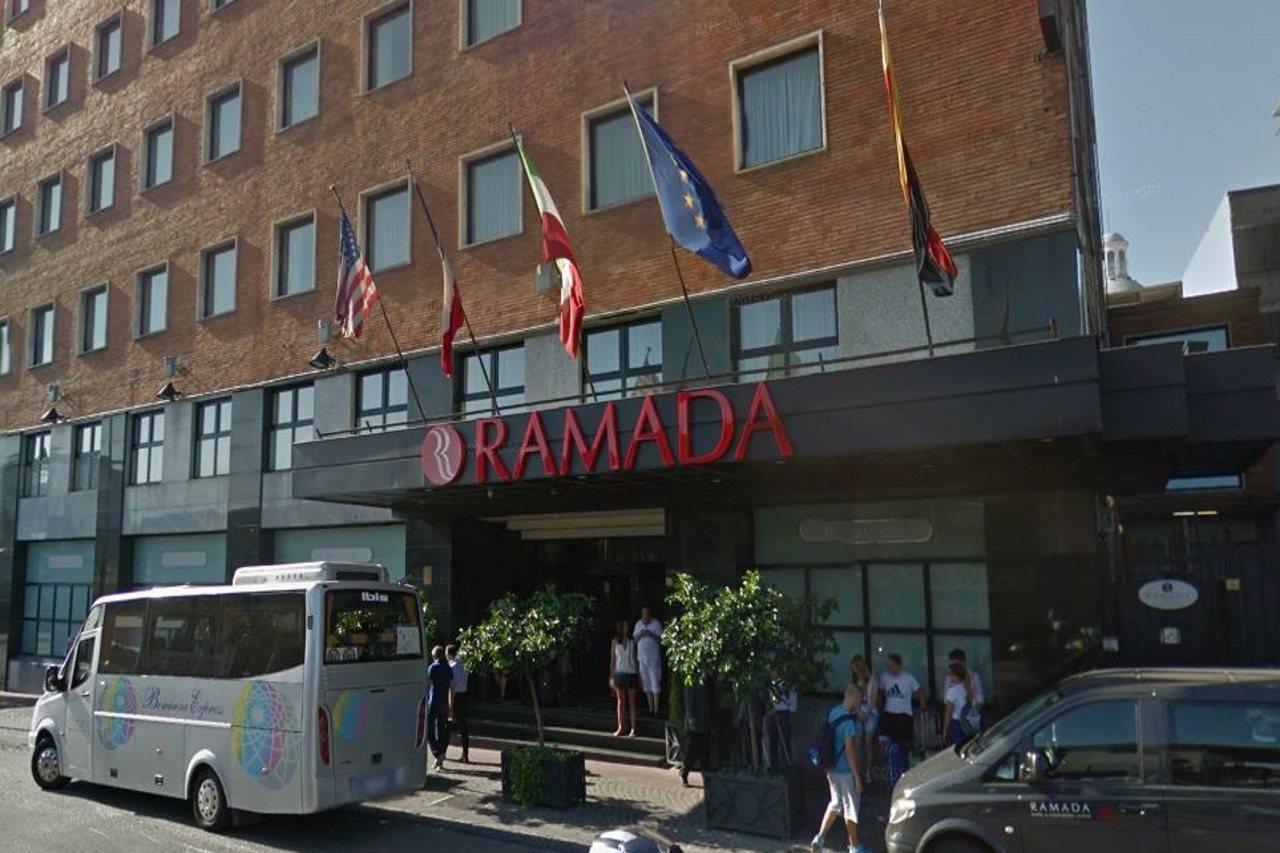 Ramada By Wyndham Naples酒店 外观 照片